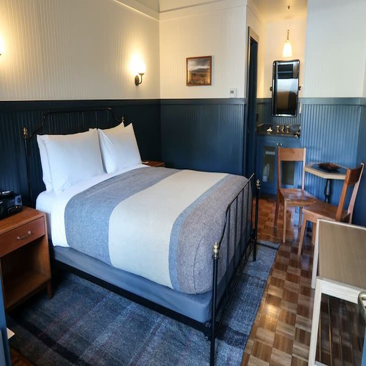 Căn Phòng Nhỏ View Biển Xanh - Phòng 2 người giữa thiên nhiên hoang sơ, thanh tĩnh, lý tưởng để tìm lại cân bằng, thư giãn