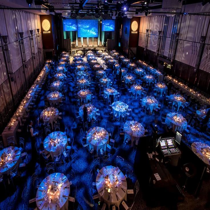 Crystal Vision Hall - Thiết kế nhẹ nhàng, lấy cảm hứng từ hoa sen lý tưởng cho các buổi tọa đàm, họp báo hoặc hội nghị mang tính chuyên môn cao